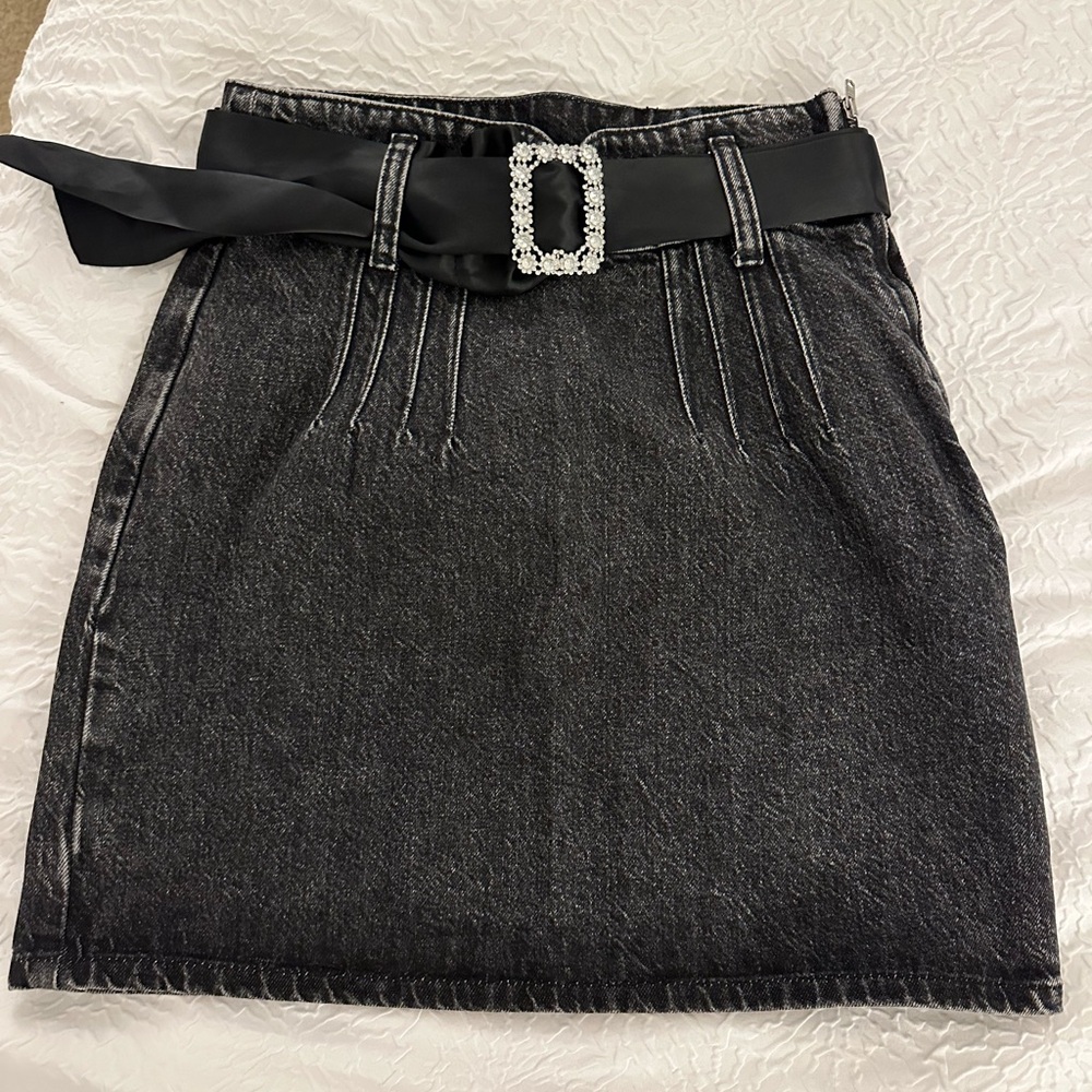 Zara denim skirt with belt